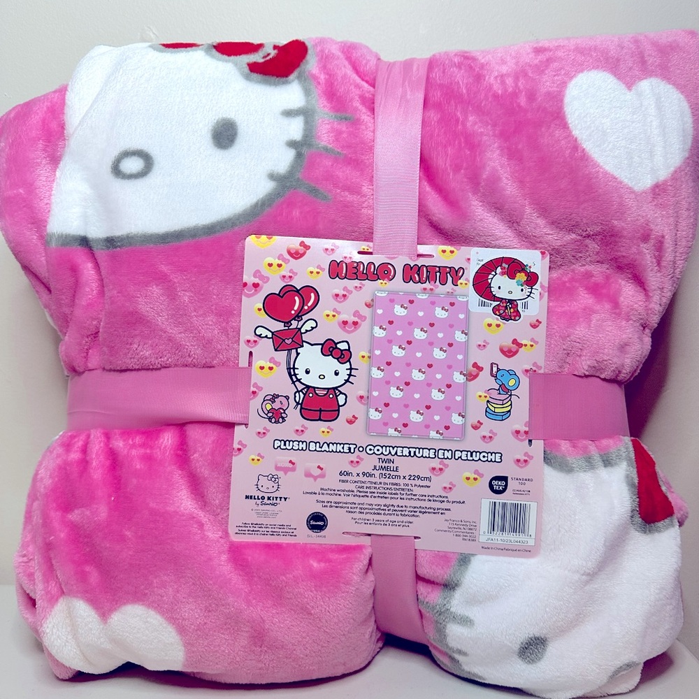 Sanrio Hello Kitty Pink Valentines Twin Plush Blanket